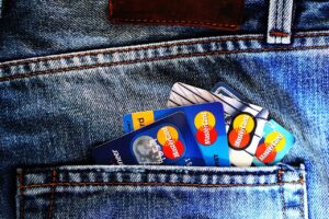 任意整理で口座凍結されやすい銀行はどこ？