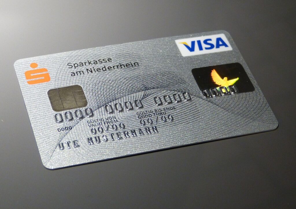 PayPayカードの任意整理で利息カットする条件は？